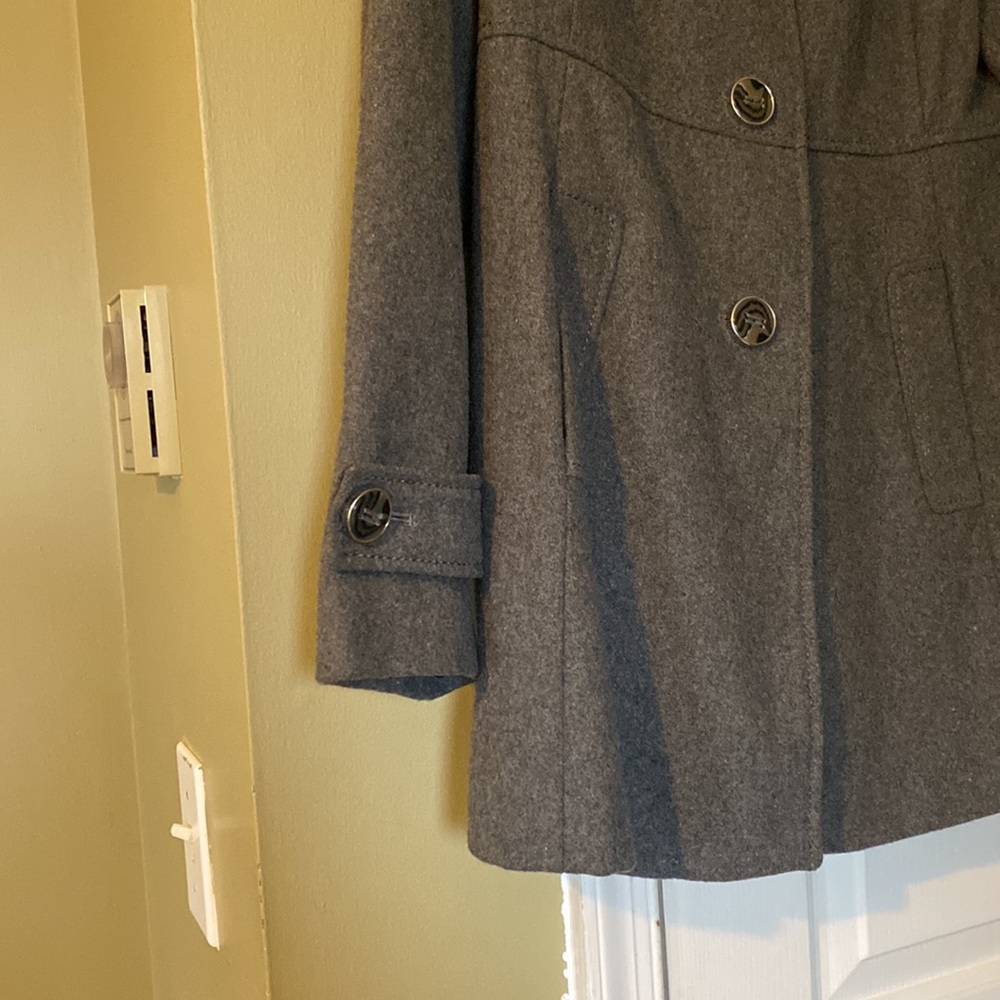 Coat - Picture 5 of 13